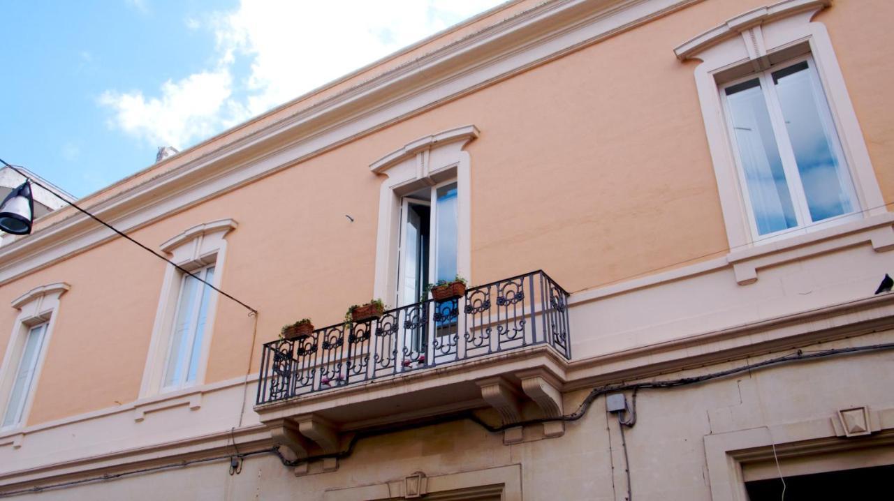 Casa Di Lo Suites Lecce Kültér fotó